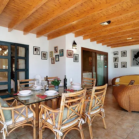 Olive Holiday home *
